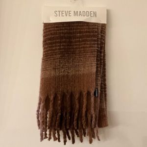 Steve Madden Women’s Scarf